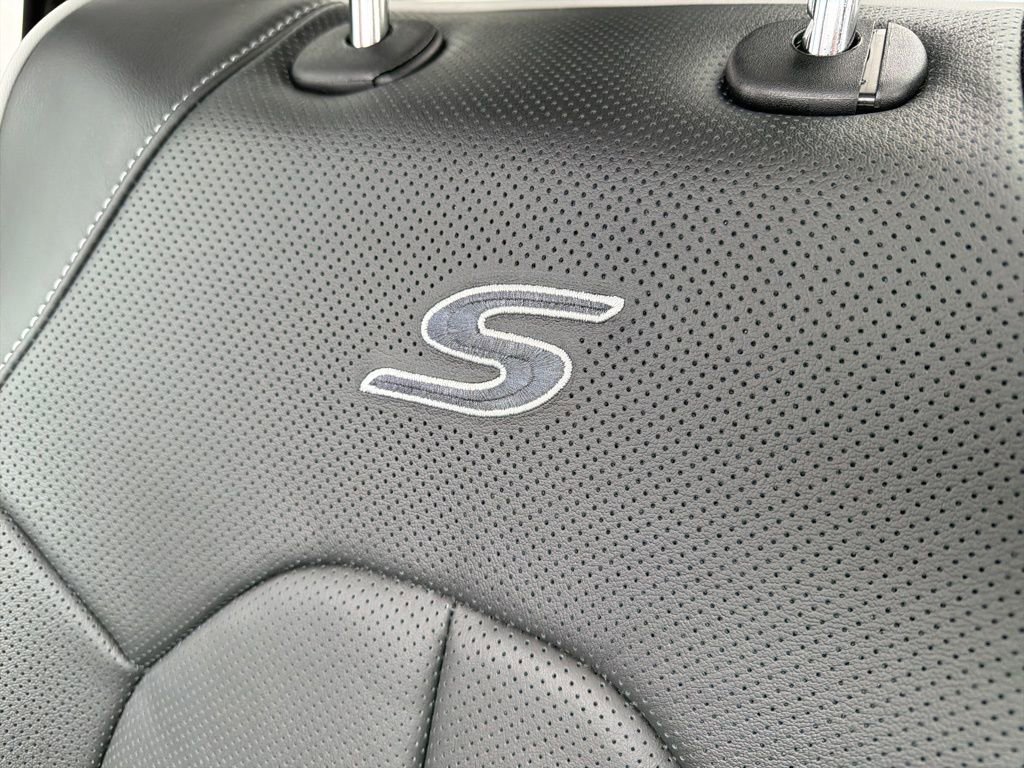 New 2026 Chrysler Pacifica Limited image 25