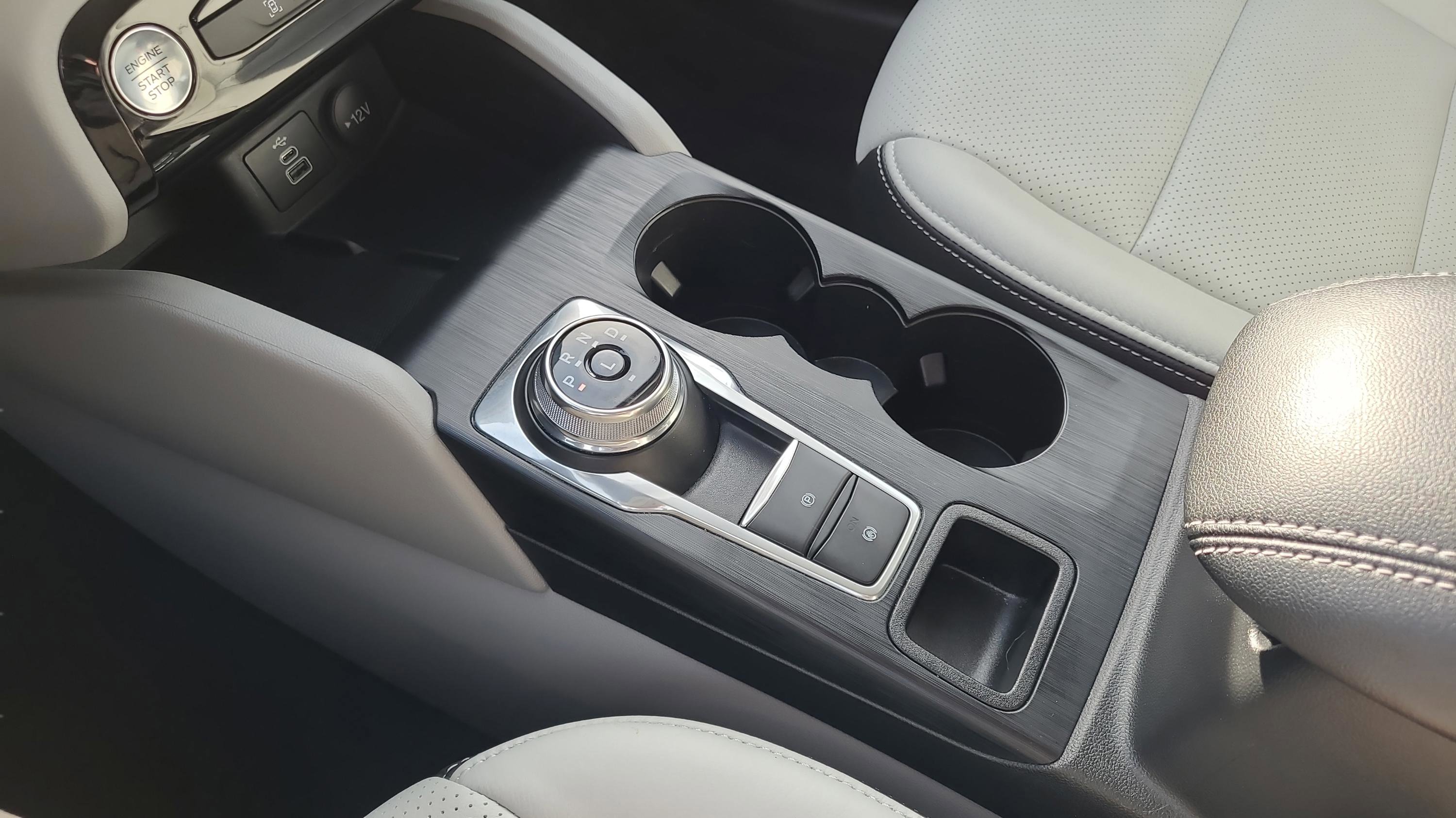 Used 2025 Ford Escape Active w/ Active Premium Tech Pack image 22