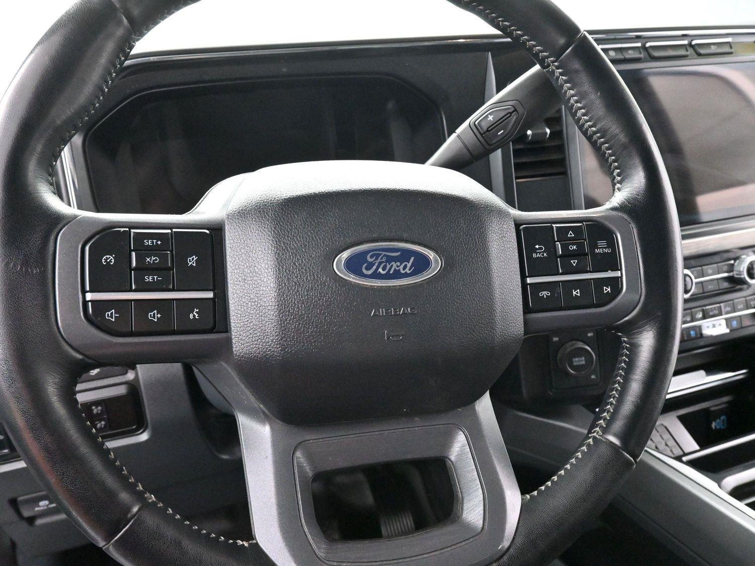 Used 2024 Ford F250 Lariat AWD/4WD image 16