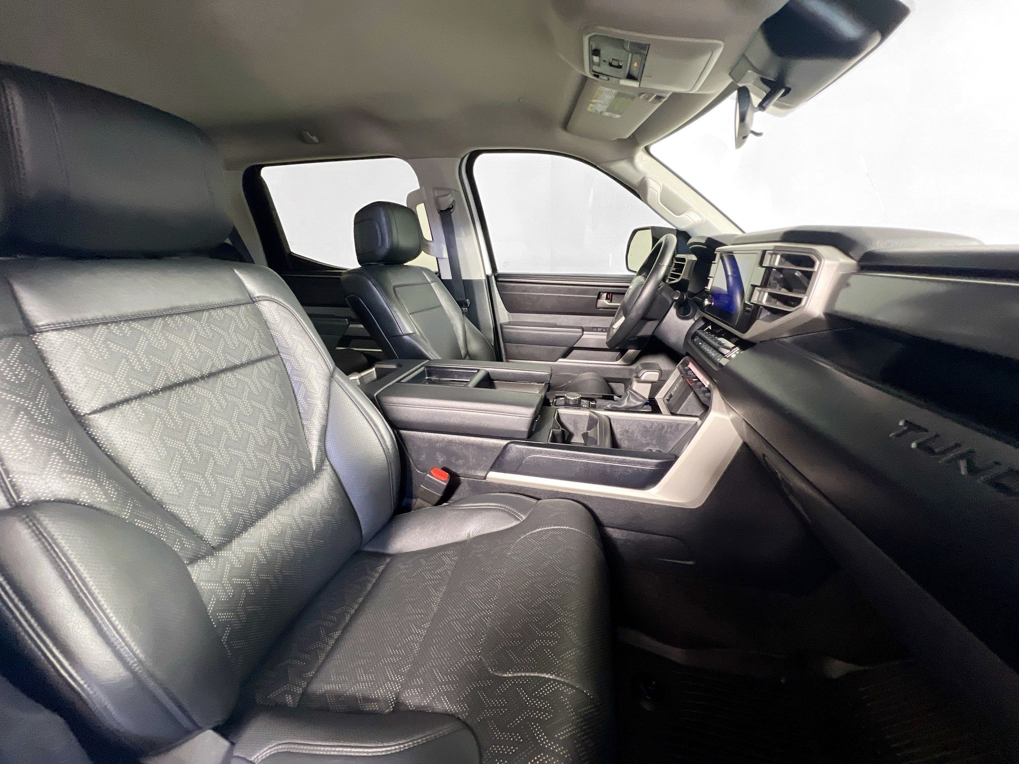 Used 2024 Toyota Tundra SR5 w/ SR5 Premium Package RWD image 30