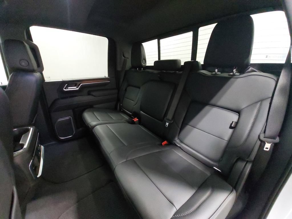 Used 2025 GMC Sierra 2500 Denali w/ Denali Reserve Package AWD/4WD image 13