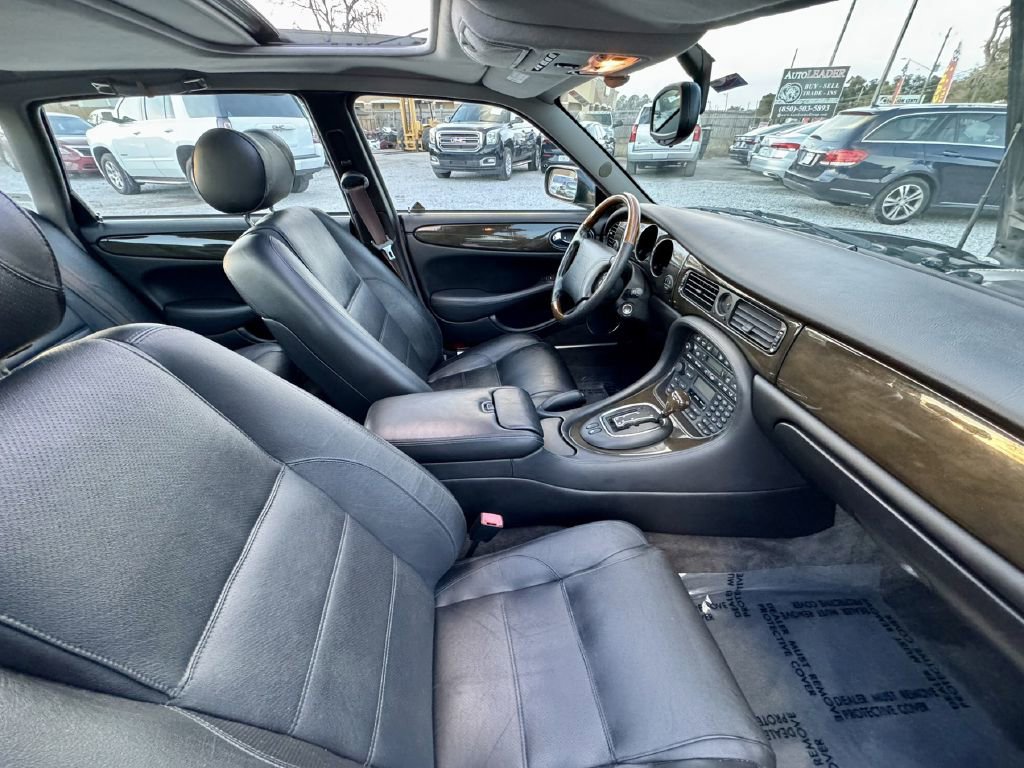 Used 1998 Jaguar XJ8 image 14