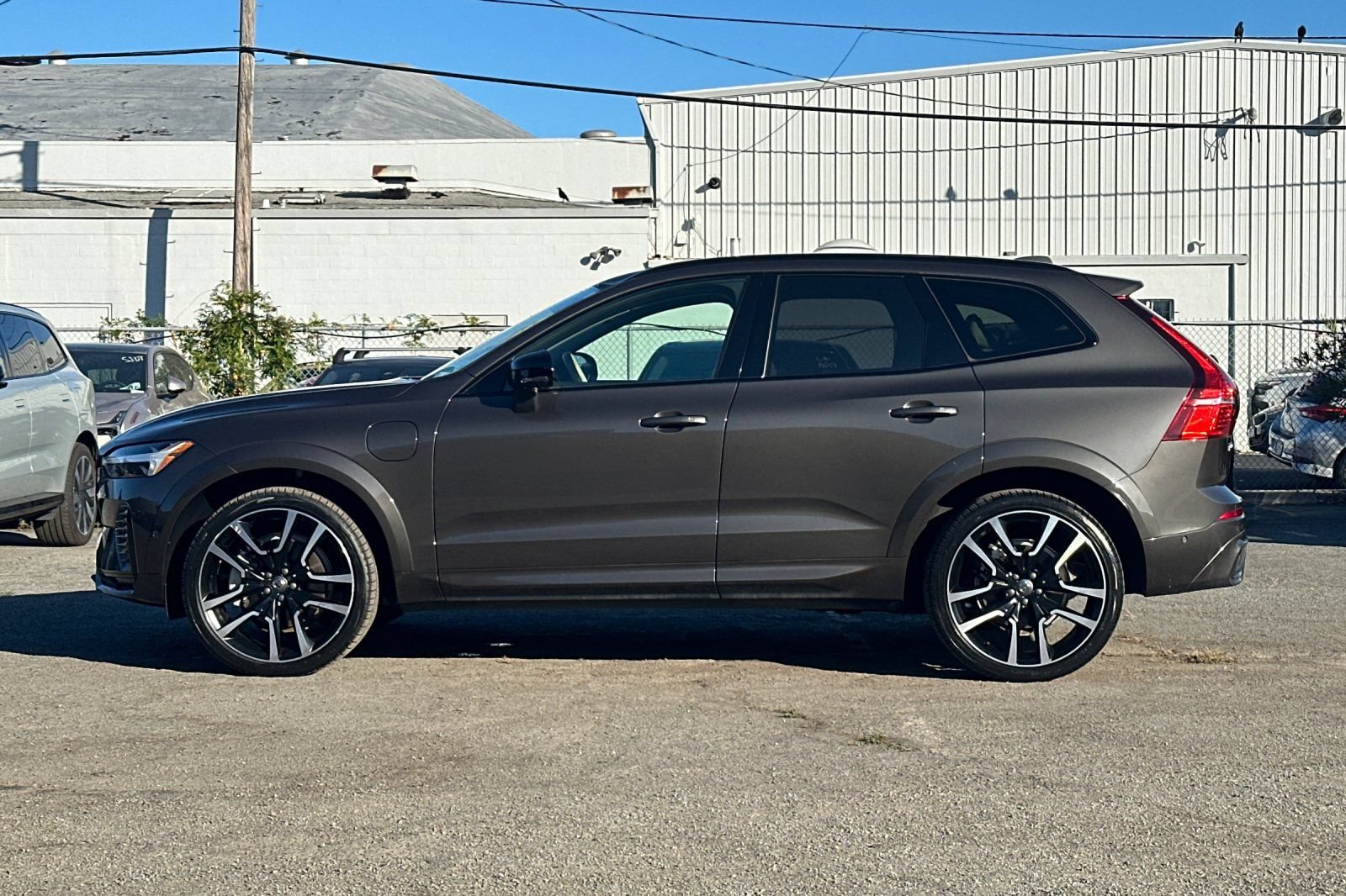 Certified 2024 Volvo XC60 T8 Ultimate w/ Protection Package Premier AWD/4WD image 6