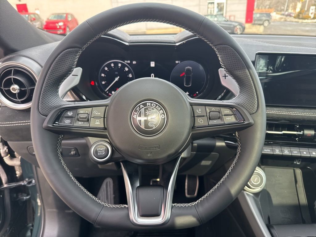 New 2026 Alfa Romeo Tonale w/ Active Assist Package AWD/4WD image 13