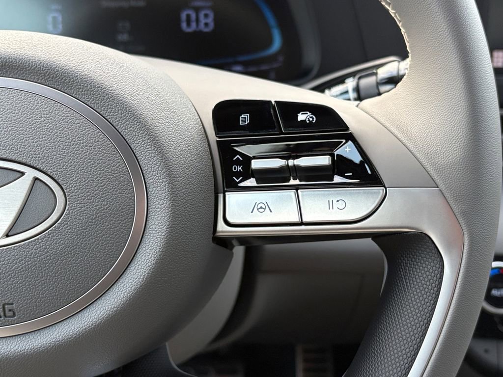 New 2026 Hyundai Elantra Sport image 14