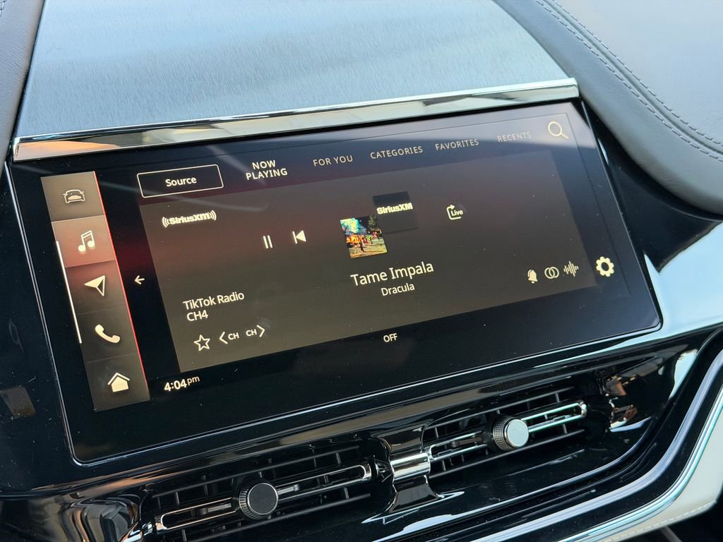 New 2026 Aston Martin DBX 707 image 22