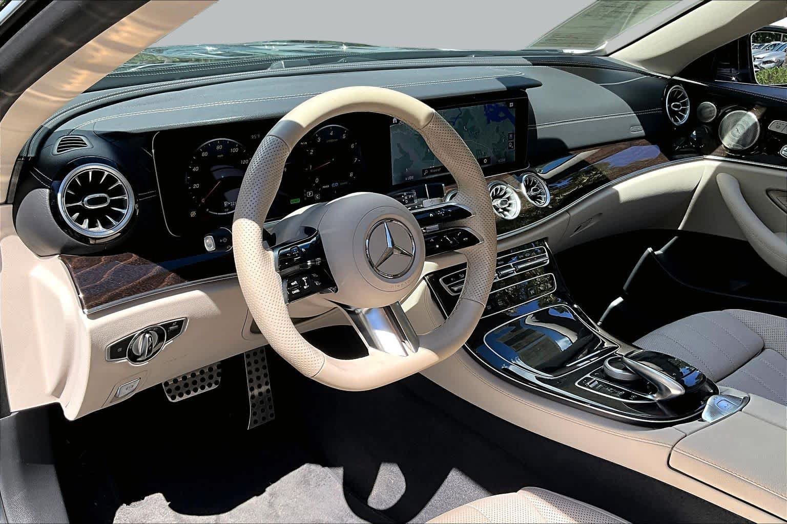Used 2023 Mercedes-Benz E 450 4MATIC Cabriolet image 14
