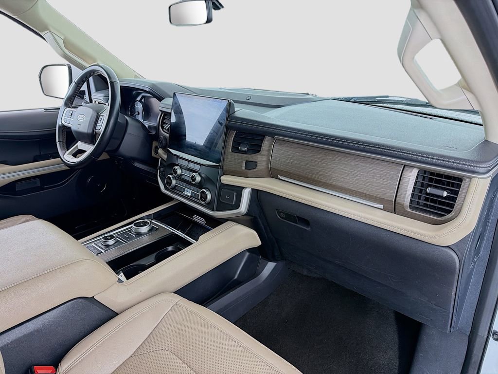 Used 2023 Ford Expedition Max Limited AWD/4WD image 25