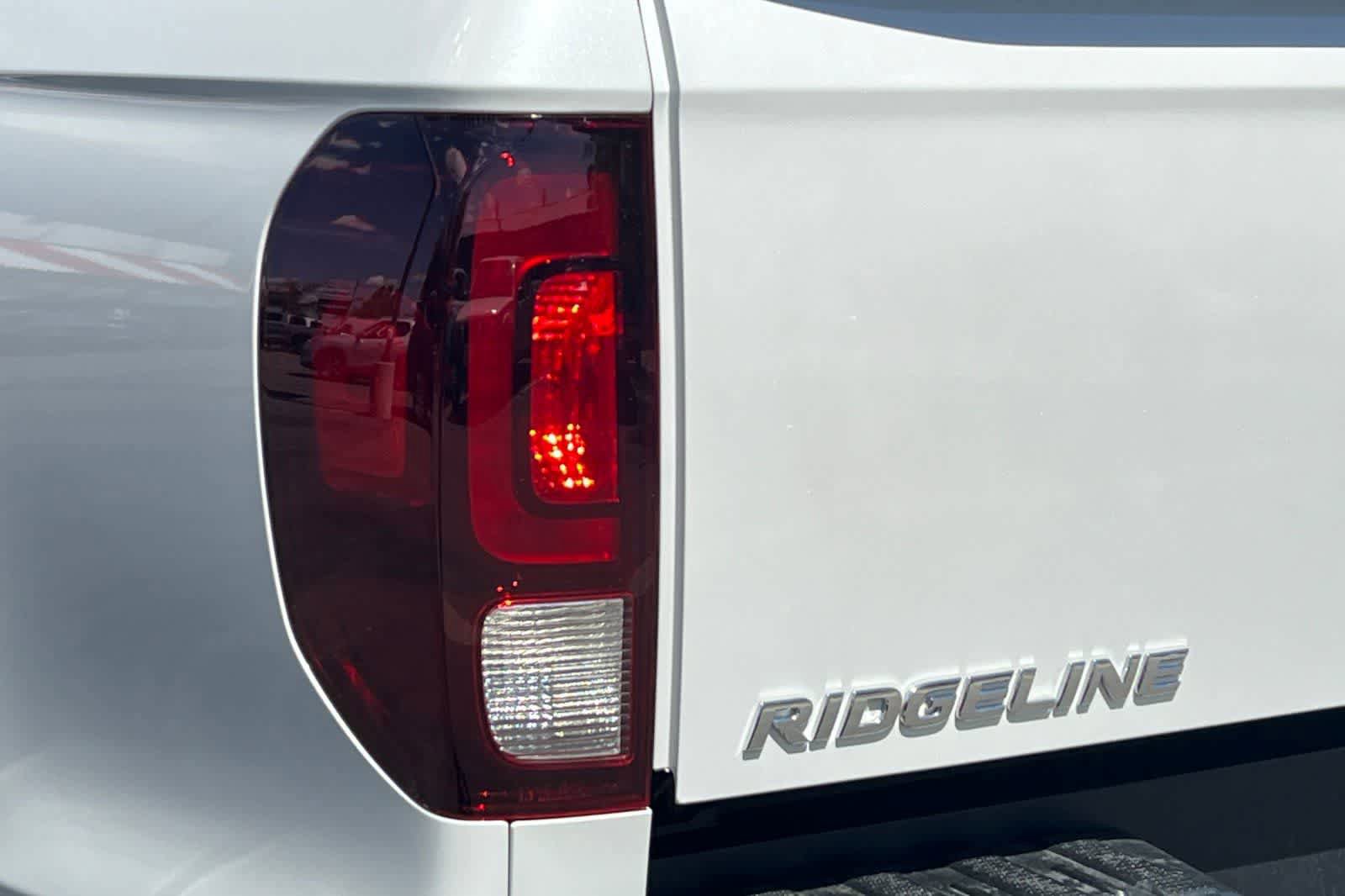 Used 2023 Honda Ridgeline RTL-E image 17