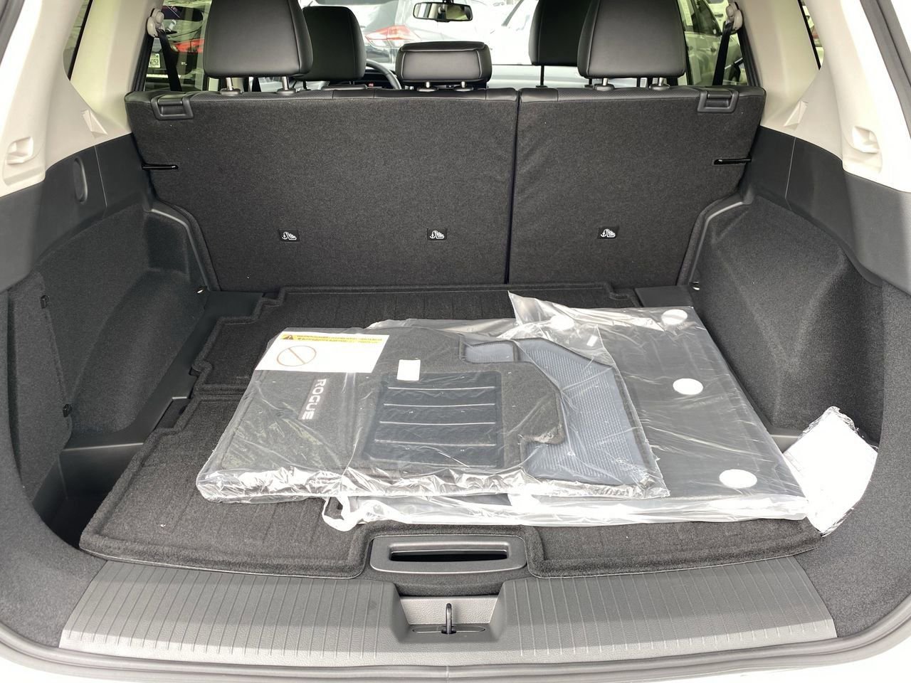New 2026 Nissan Rogue Platinum AWD/4WD image 13