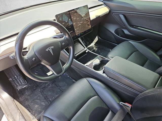 Used 2018 Tesla Model 3 Mid Range RWD image 13