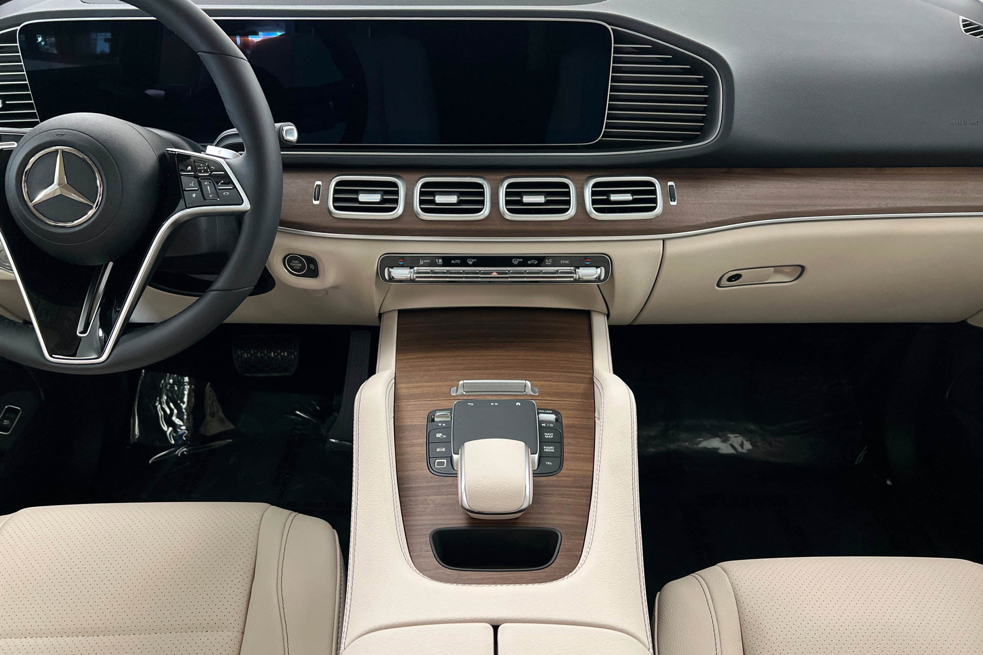 New 2026 Mercedes-Benz GLE 350 4MATIC image 13