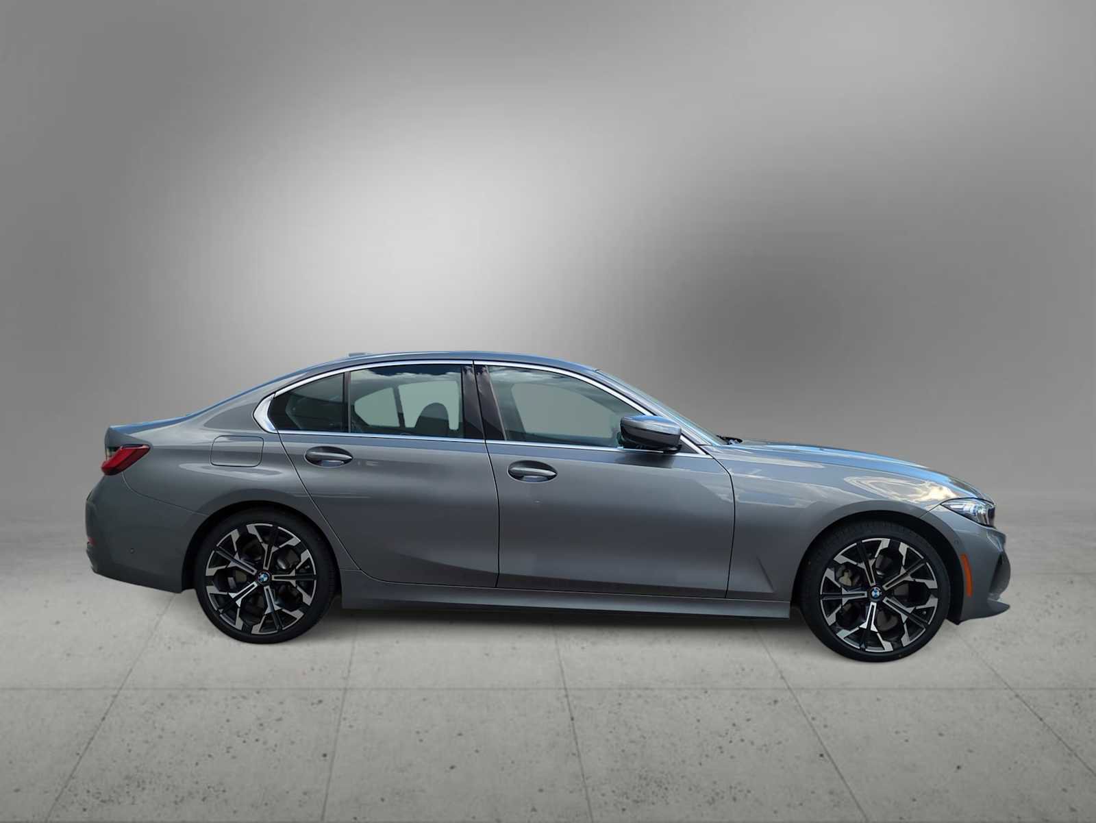 New 2025 BMW 330i xDrive Sedan w/ Premium Package image 9