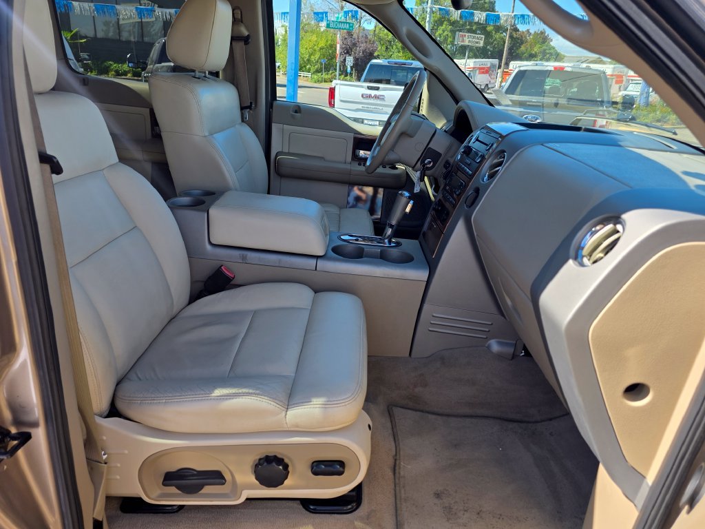 Used 2004 Ford F150 Lariat AWD/4WD image 21