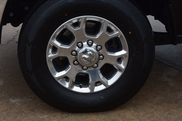 Used 2024 RAM 3500 Laramie image 11