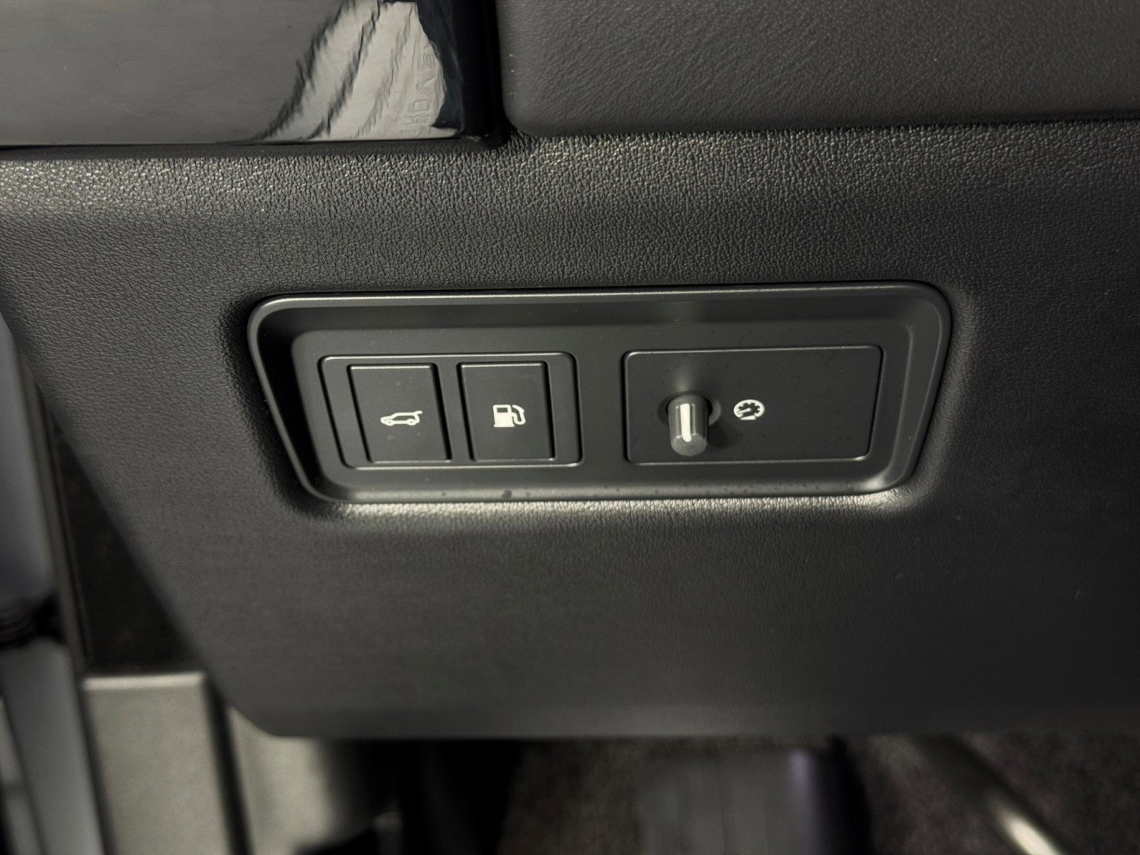 Used 2020 Land Rover Range Rover HSE image 20