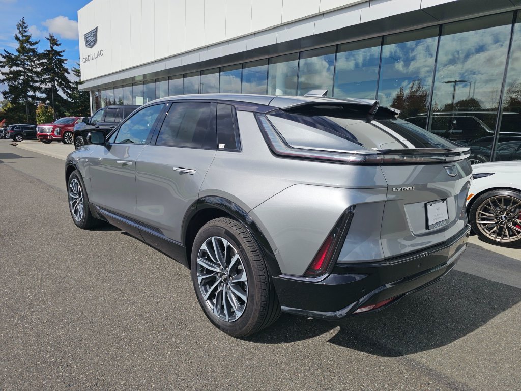 Certified 2024 Cadillac Lyriq Sport AWD/4WD image 5