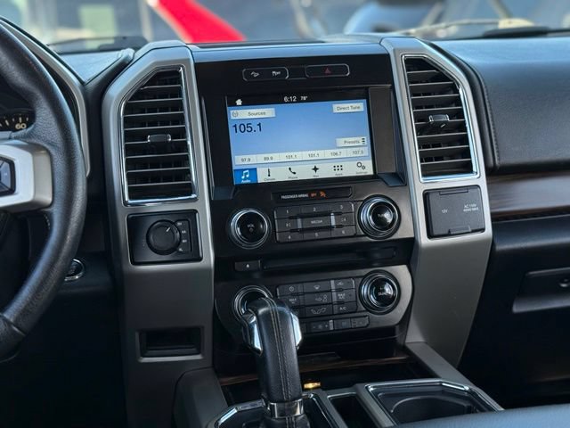 Used 2016 Ford F150 Lariat w/ Equipment Group 502A Luxury AWD/4WD image 20