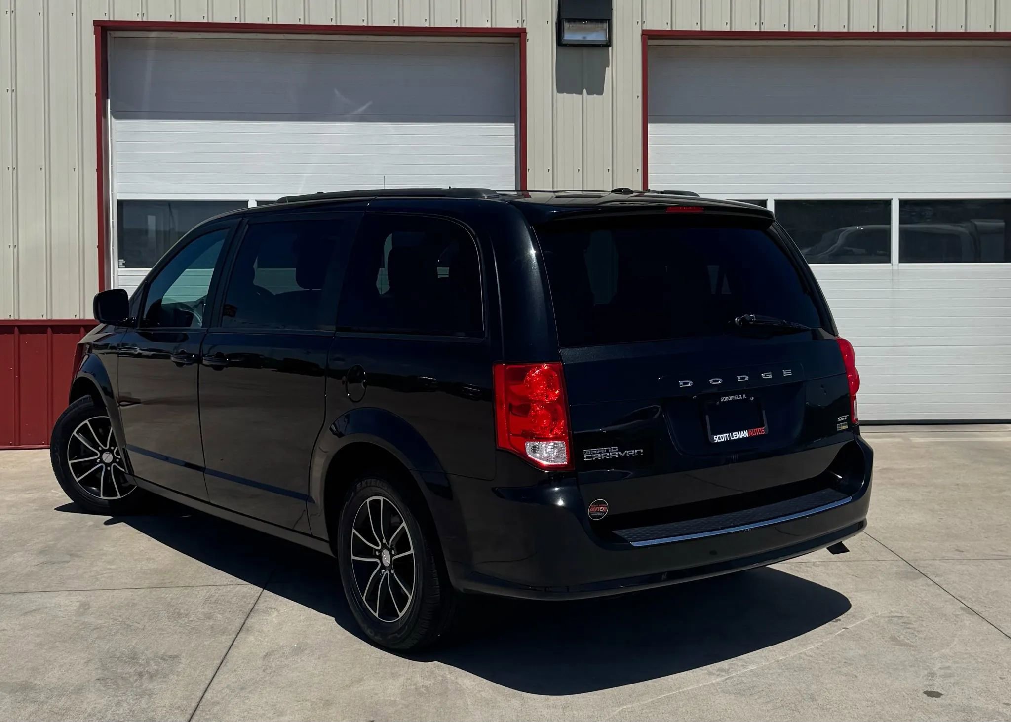 Used 2019 Dodge Grand Caravan GT image 18