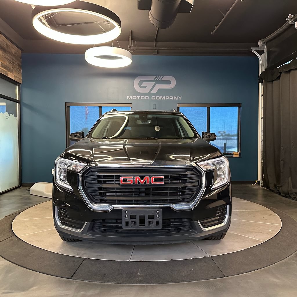 Used 2022 GMC Terrain SLE w/ Driver Convenience Package AWD/4WD image 8