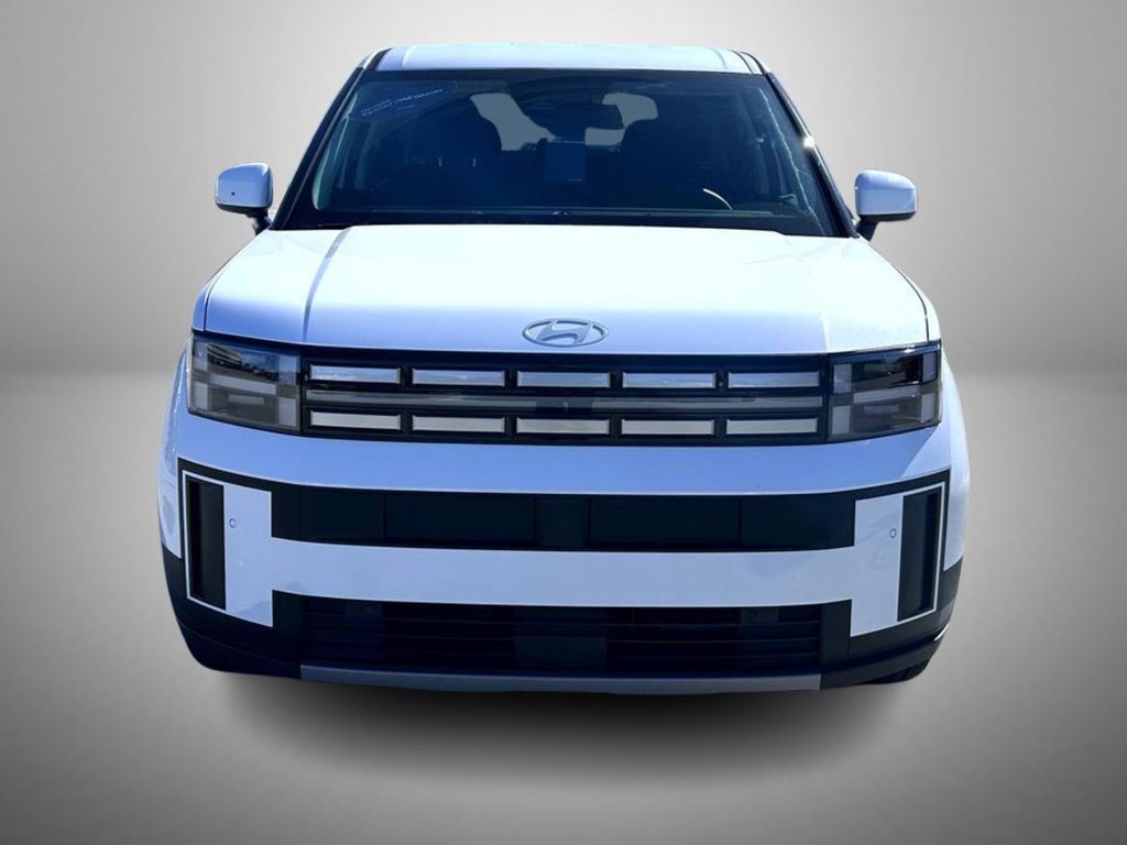 Used 2025 Hyundai Santa Fe SE image 2