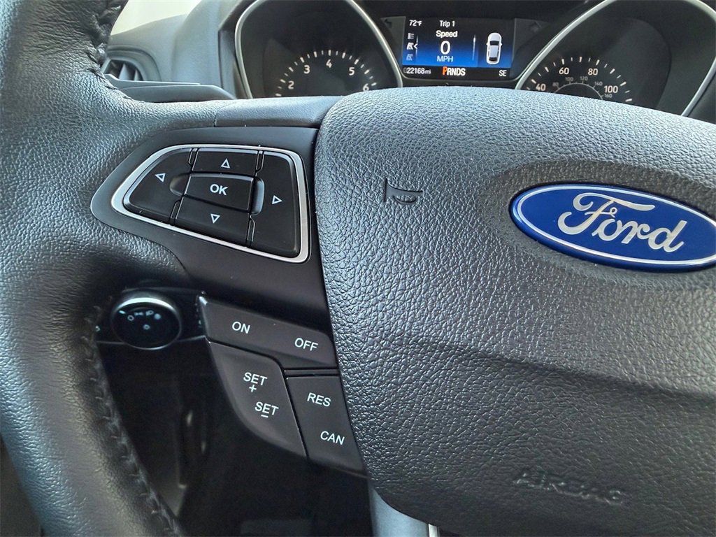 Used 2015 Ford Focus SE w/ Equipment Group 201A image 32