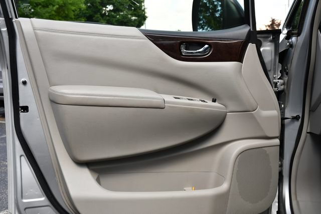 Used 2015 Nissan Quest SV FWD image 12
