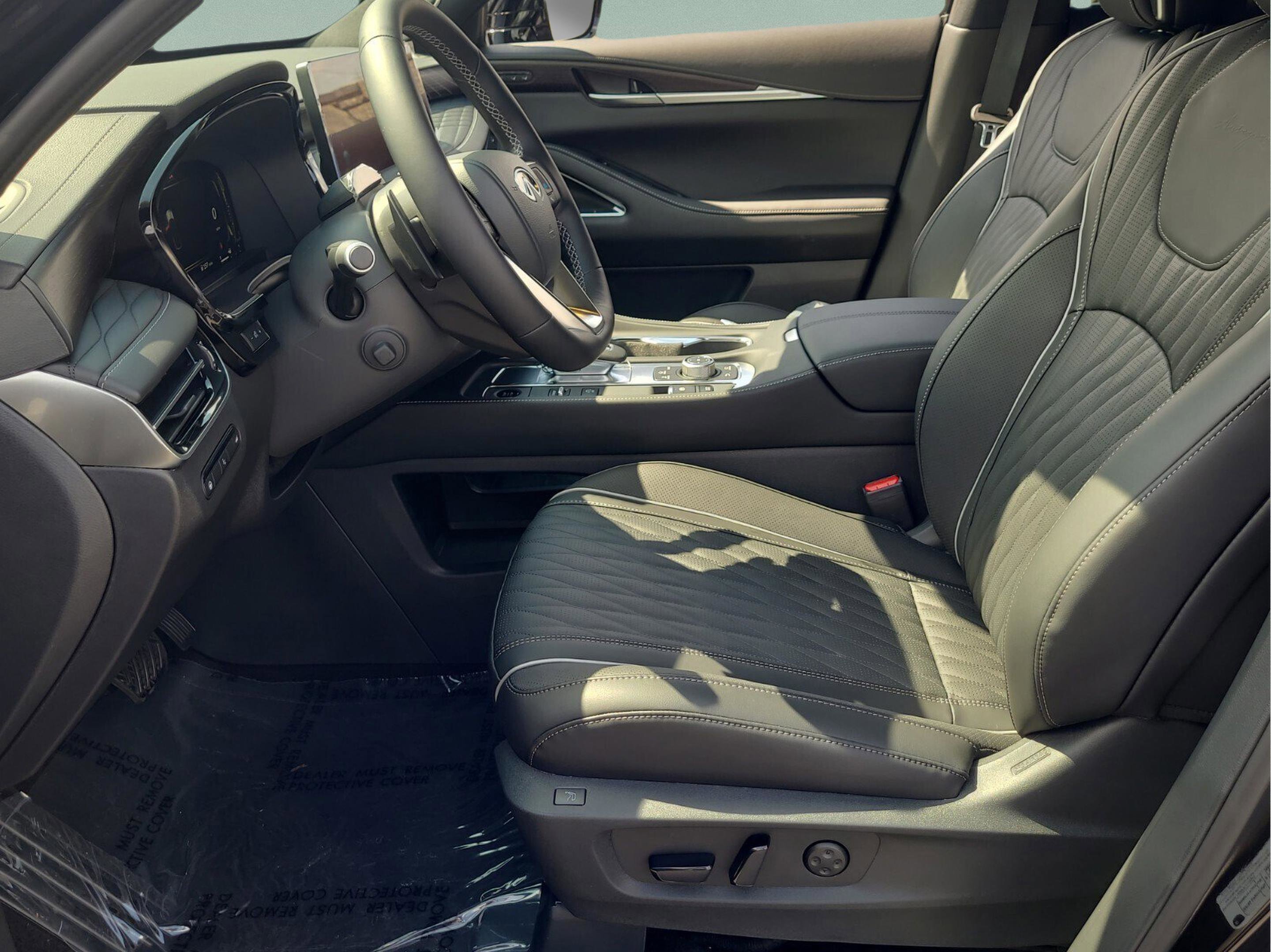 New 2026 INFINITI QX60 Autograph image 12