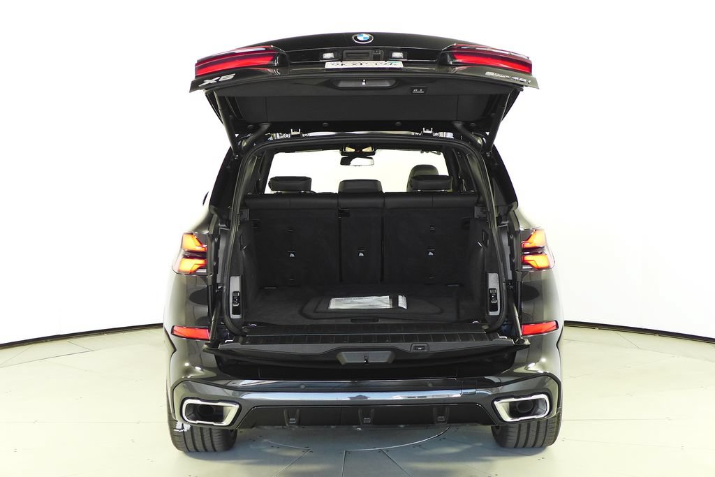 Certified 2024 BMW X5 sDrive40i w/ M Sport Package RWD image 10