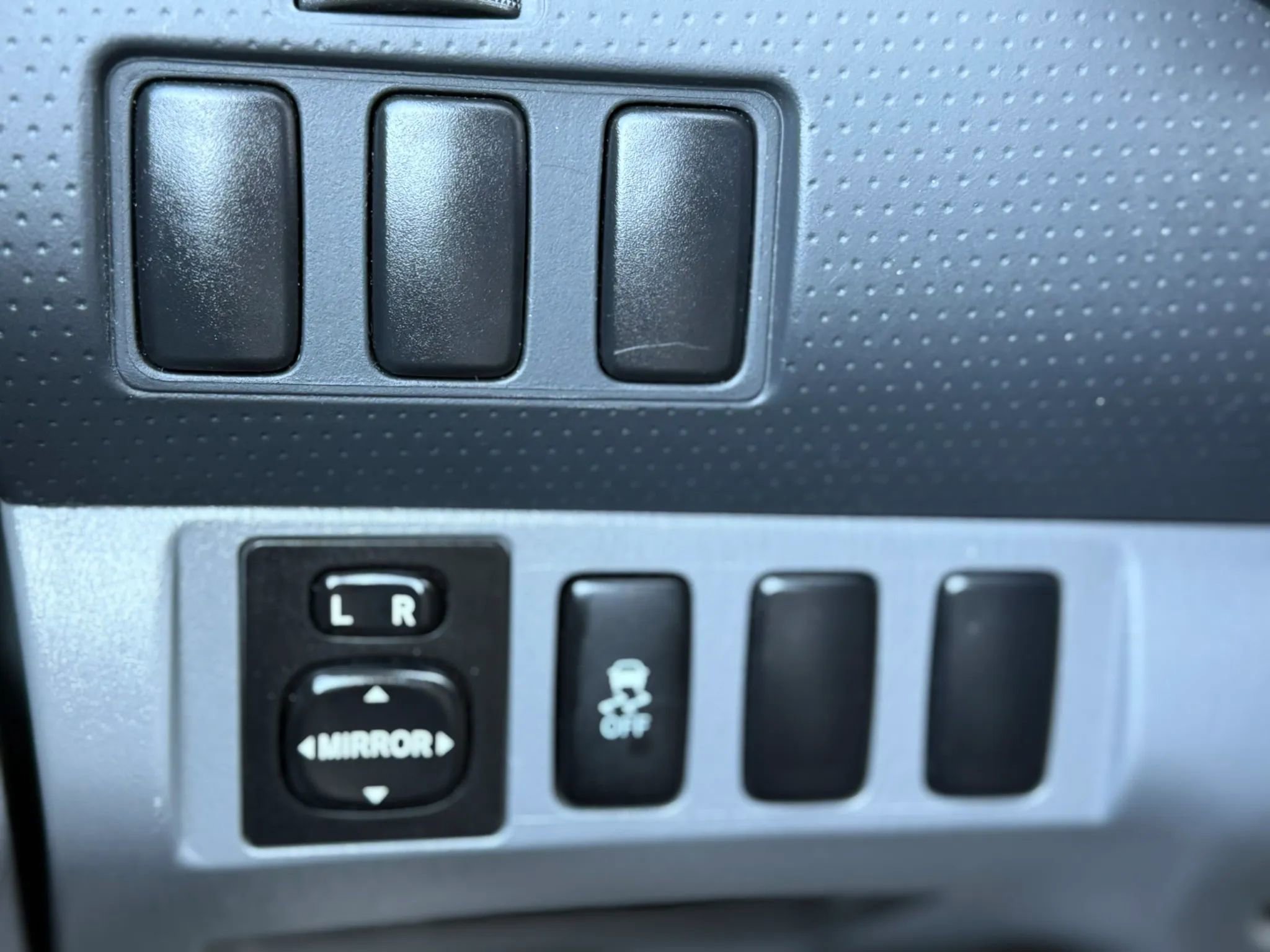 Used 2012 Toyota Tacoma PreRunner w/ Convenience Pkg RWD image 26