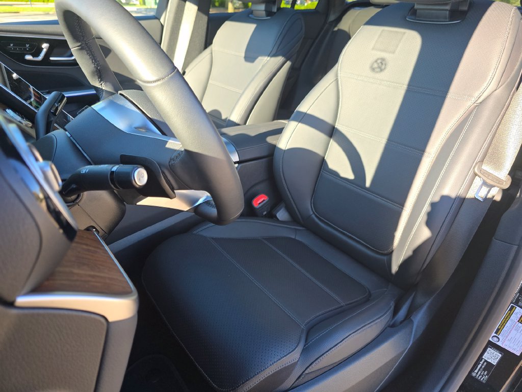 Used 2026 Mercedes-Benz GLC 300 4MATIC image 22