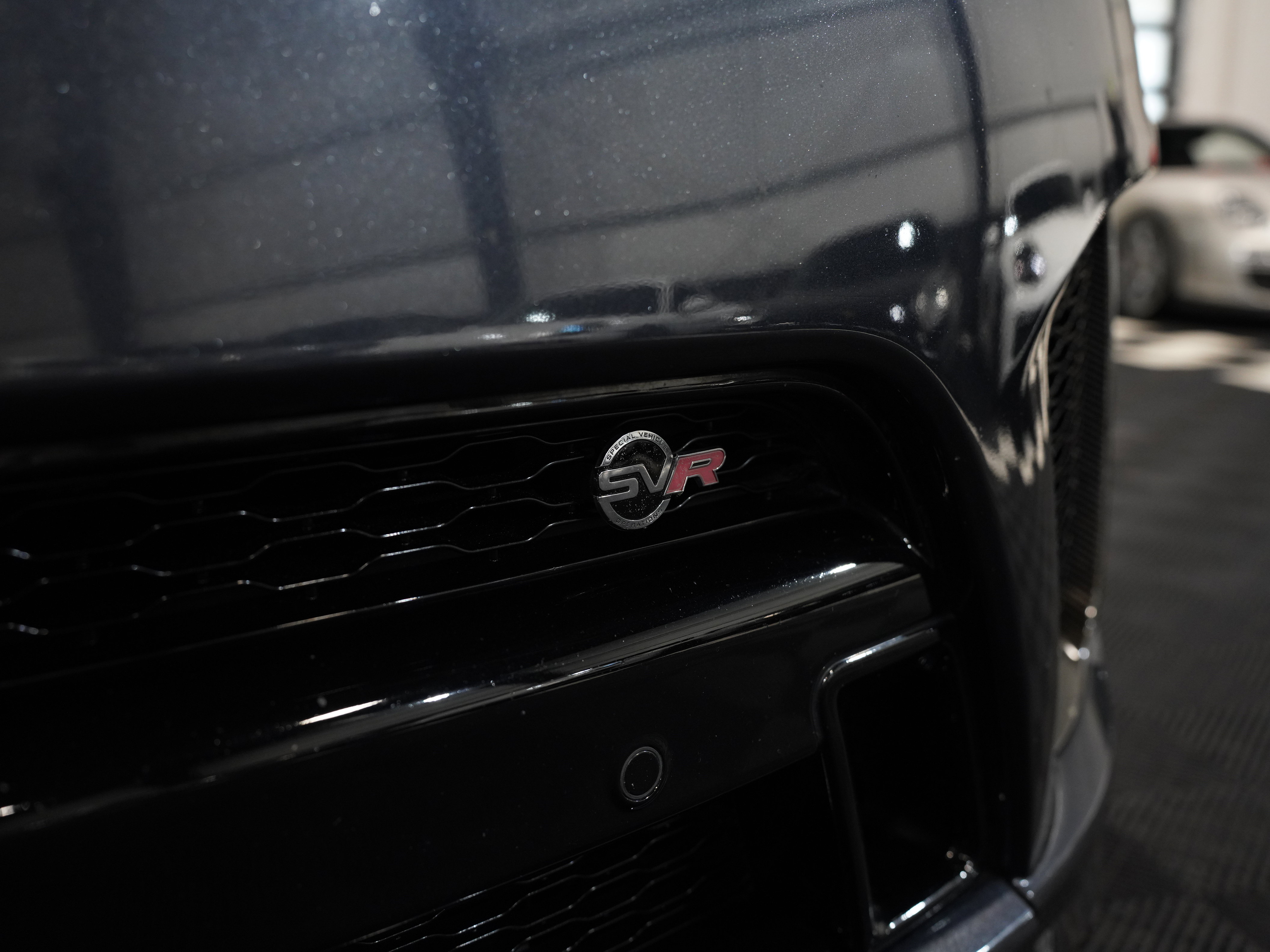 Used 2018 Land Rover Range Rover Sport SVR image 13