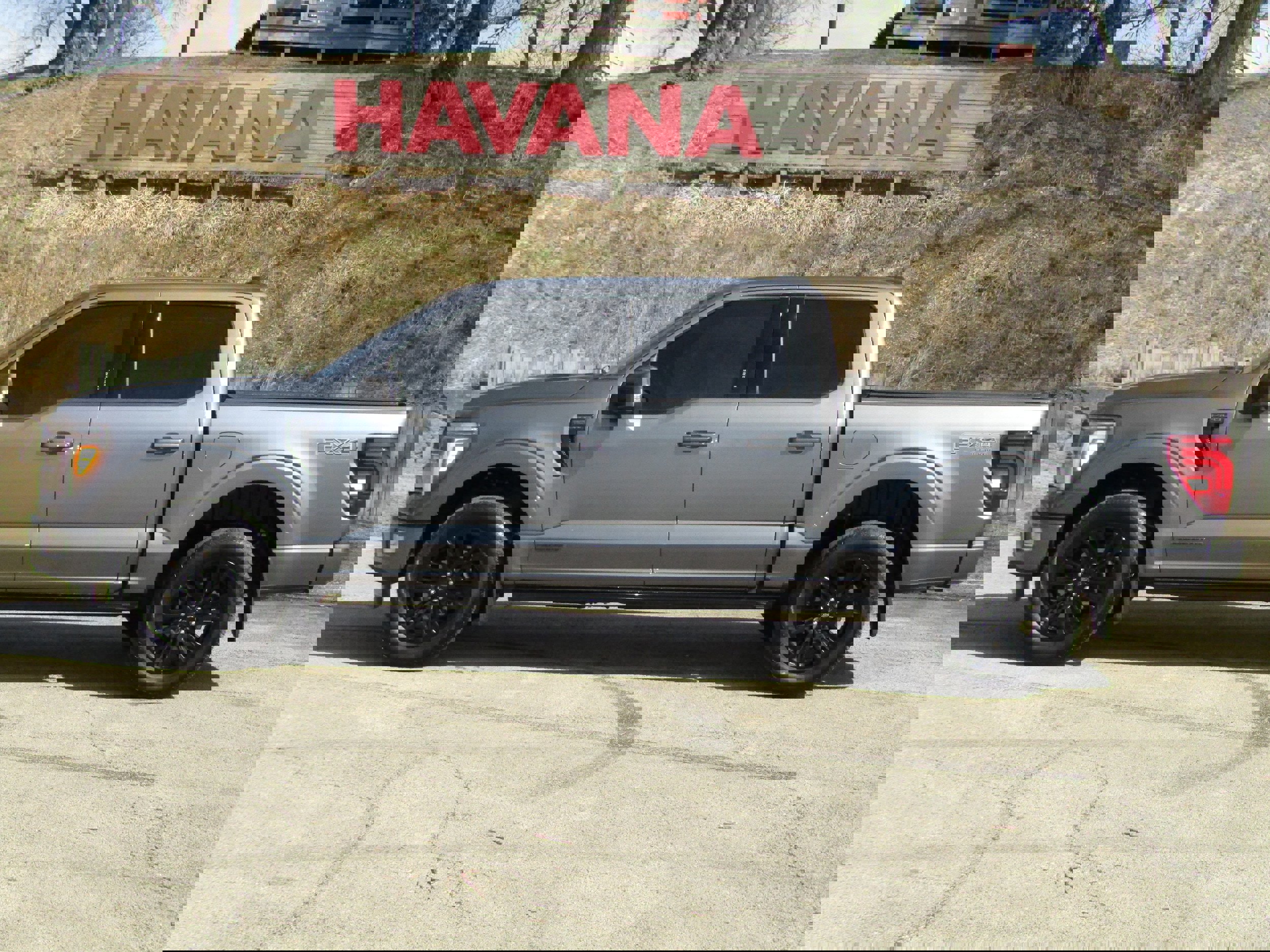 Used 2024 Ford F150 Platinum w/ FX4 Off-Road Package image 1