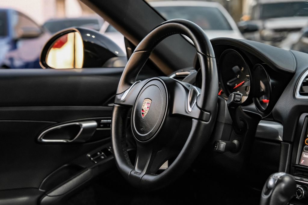 Used 2014 Porsche Cayman RWD image 12