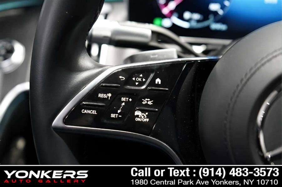 Used 2023 Mercedes-Benz S 500 4MATIC w/ AMG Line image 24