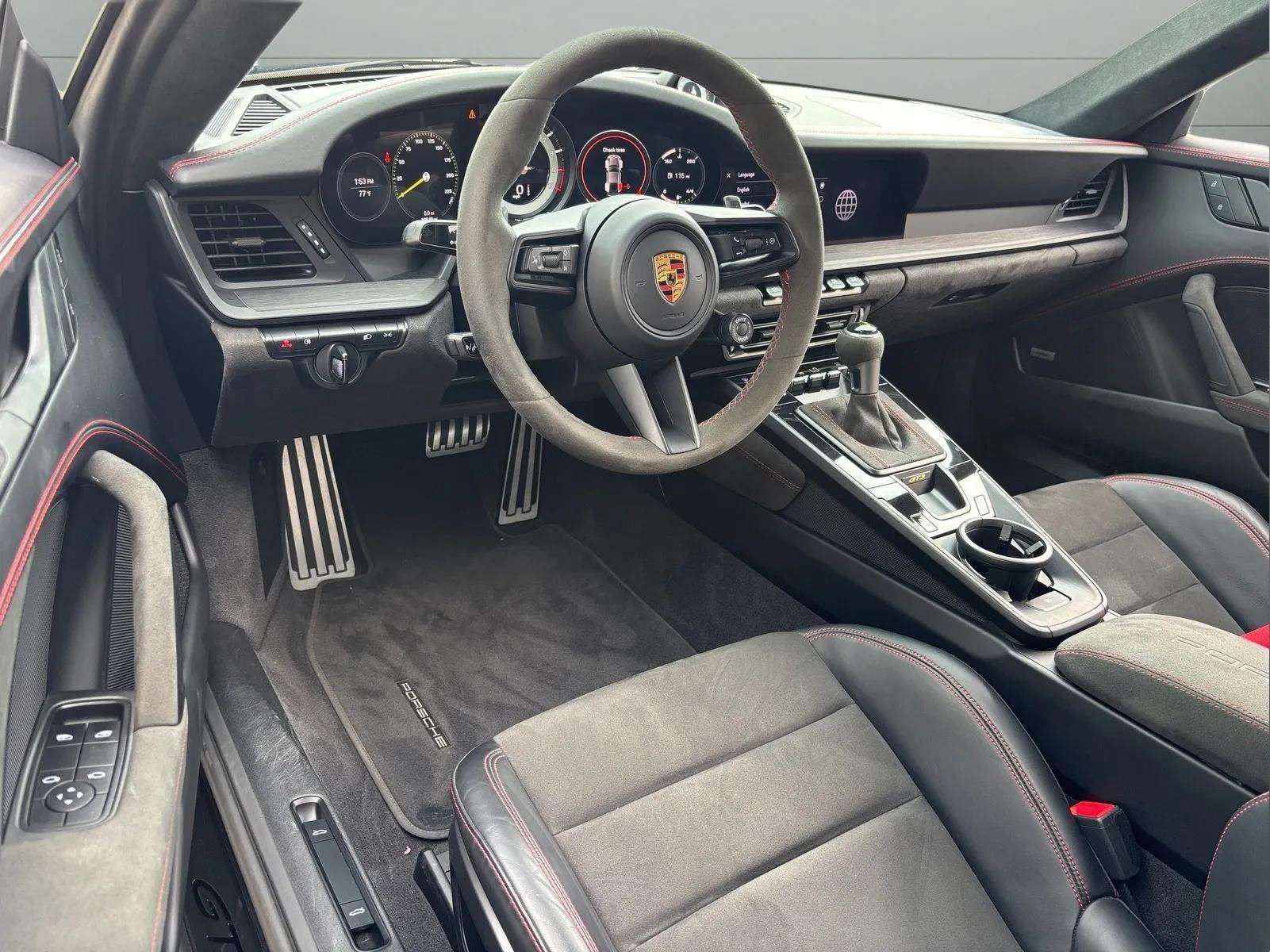 Used 2022 Porsche 911 GT3 image 17