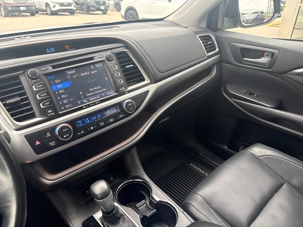 Used 2018 Toyota Highlander Limited w/ Protection Package #3 AWD/4WD image 23