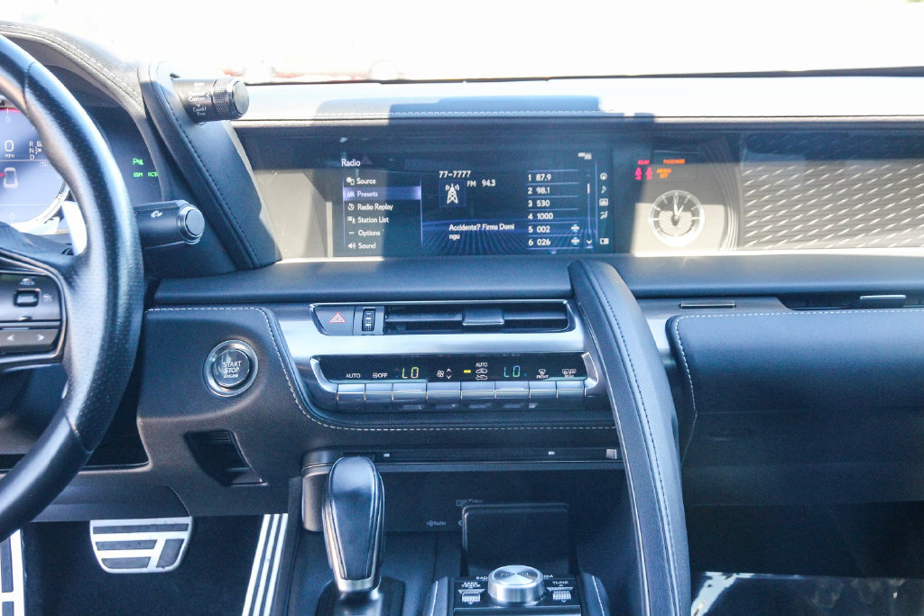 Used 2021 Lexus LC 500 Coupe w/ Performance Package RWD image 13