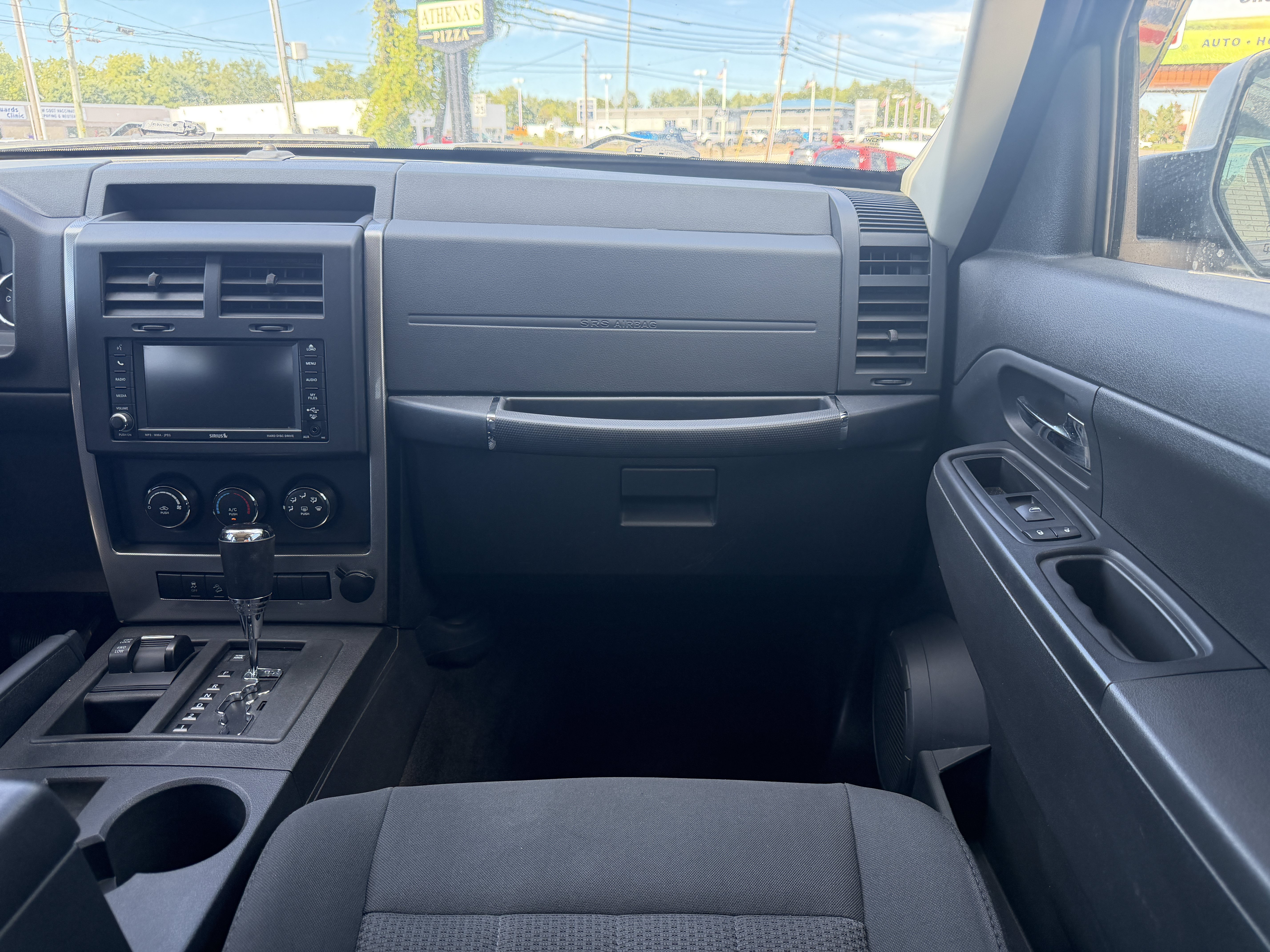 Used 2011 Jeep Liberty Sport AWD/4WD image 20