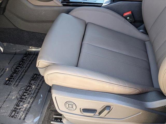 New 2025 Audi Q5 Premium Plus image 4