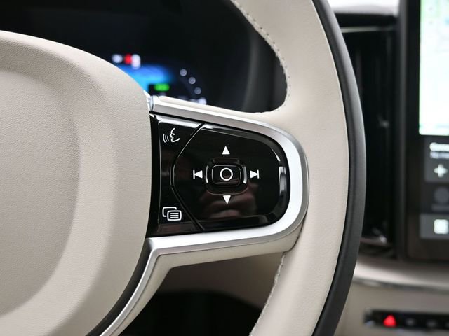 New 2026 Volvo XC60 T8 Ultra w/ Protection Package Premier image 25