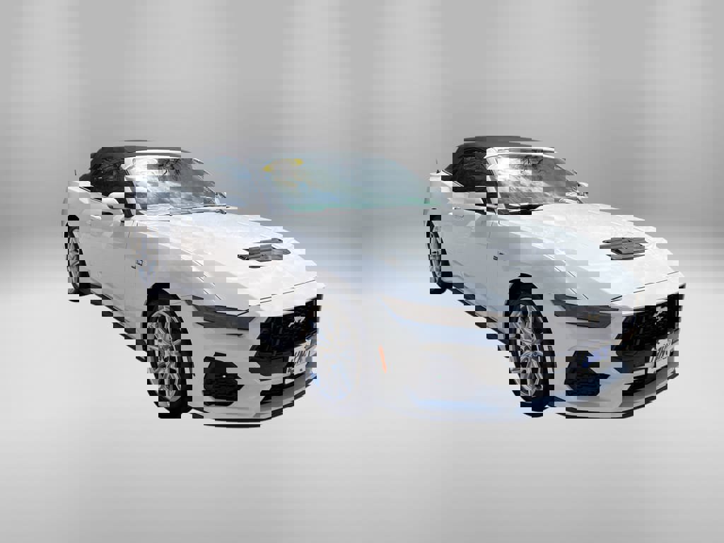 Used 2025 Ford Mustang GT Premium image 7