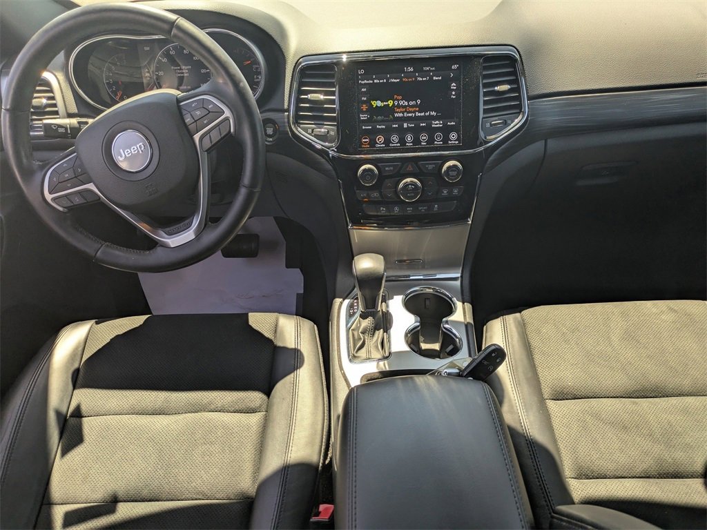 Used 2022 Jeep Grand Cherokee Laredo X image 17