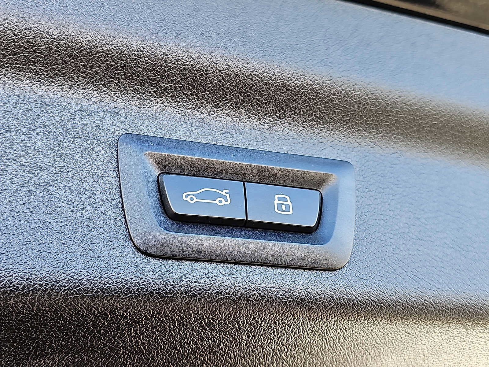 Used 2025 BMW X1 xDrive28i image 31