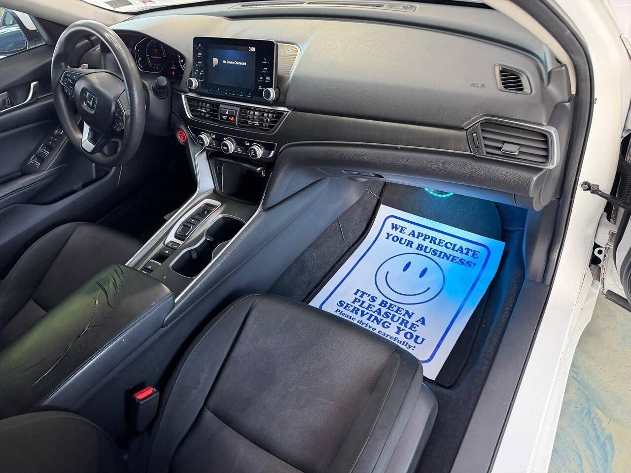 Used 2018 Honda Accord Hybrid image 16