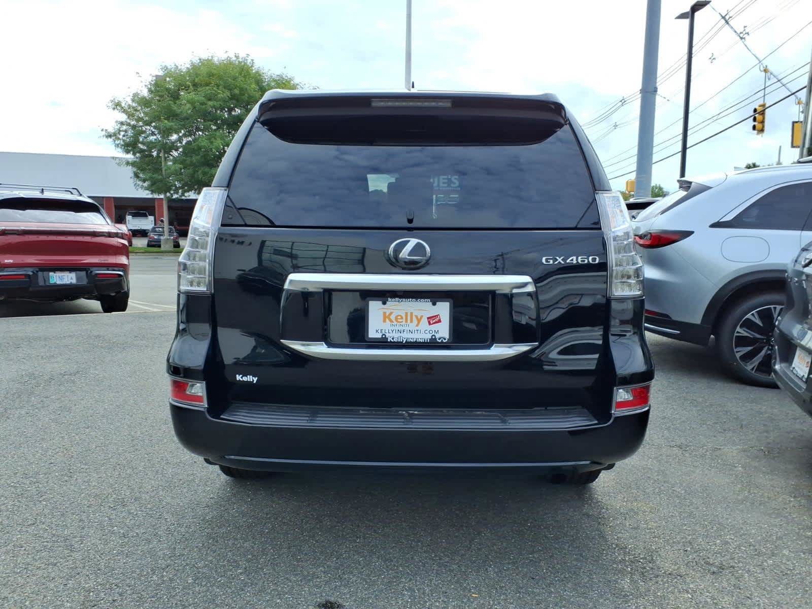 Used 2020 Lexus GX 460 Premium w/ Premium Package AWD/4WD image 5