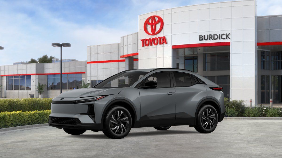 New 2026 Toyota C-HR AWD/4WD image 4