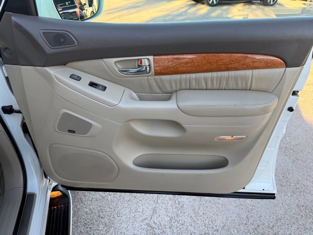 Used 2005 Lexus GX 470 image 26