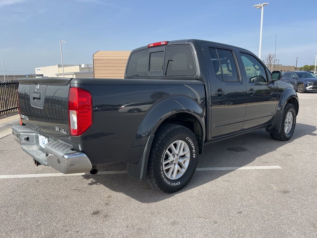 Used 2015 Nissan Frontier SV w/ SV Value Truck Package image 4