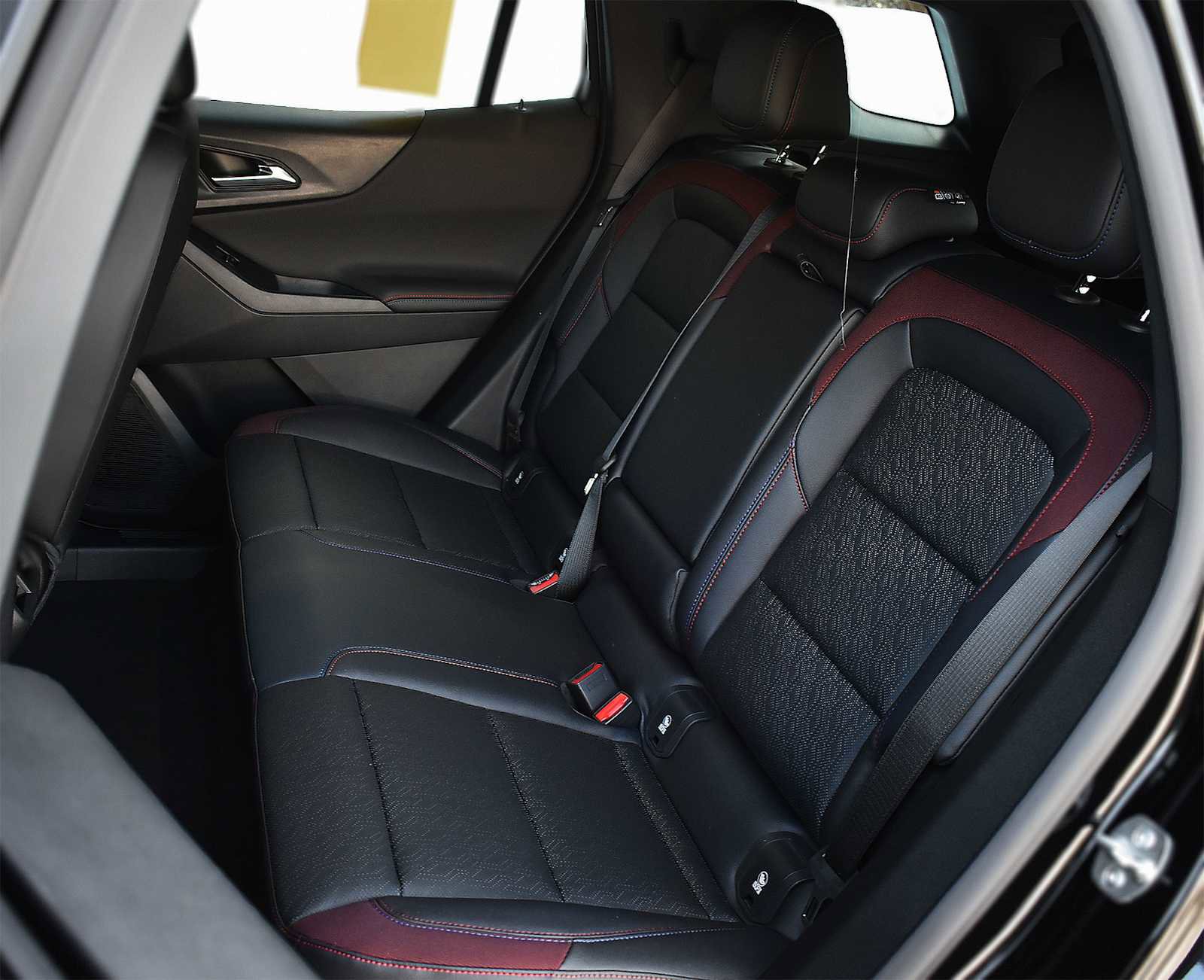 New 2026 Chevrolet Equinox RS w/ Convenience Package III image 13